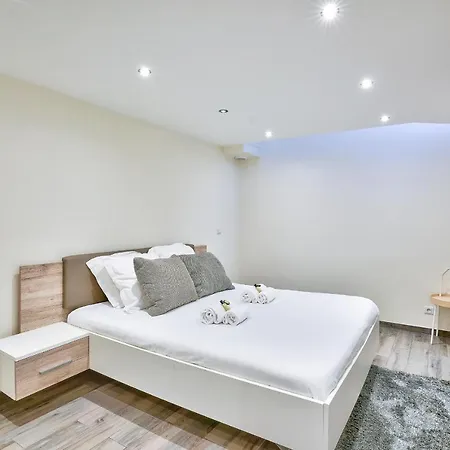 Bel Ideal Pour 4 Personnes, 2 Apartment *